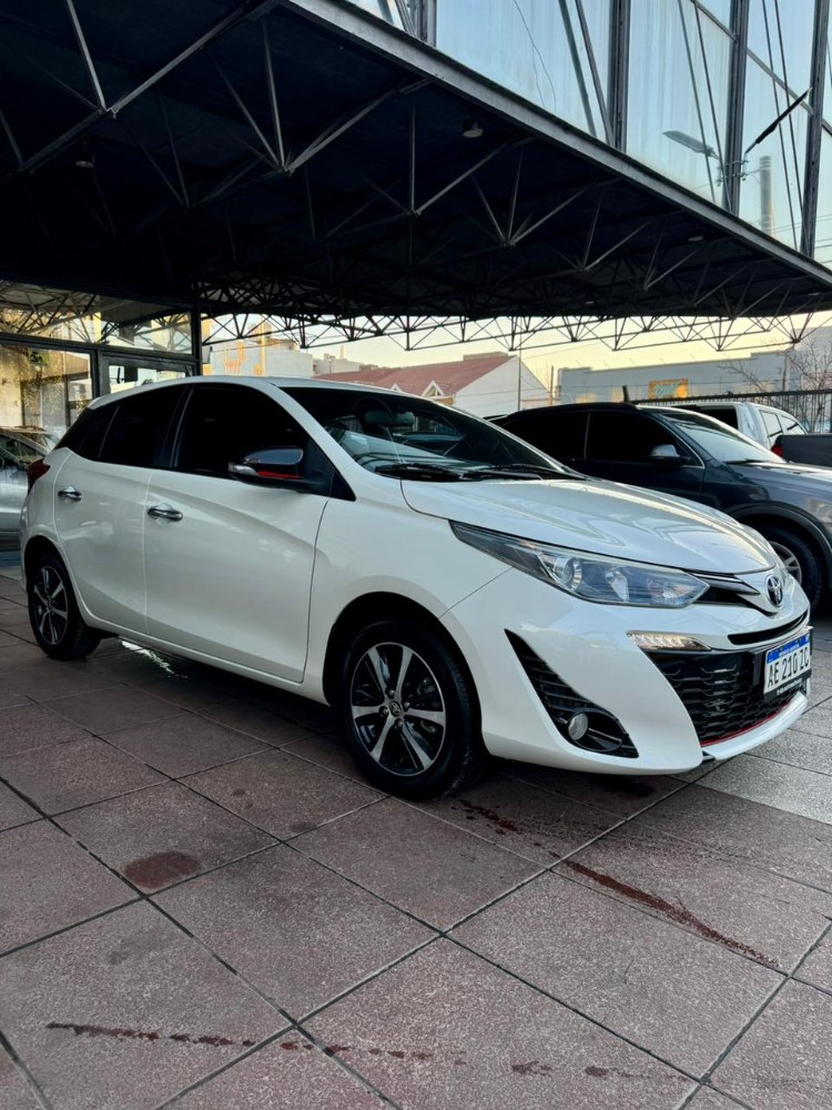 Toyota Yaris S — foto 3